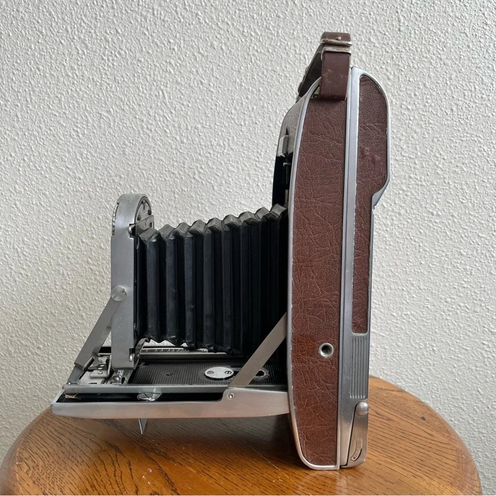 Polaroid Land Camera Model